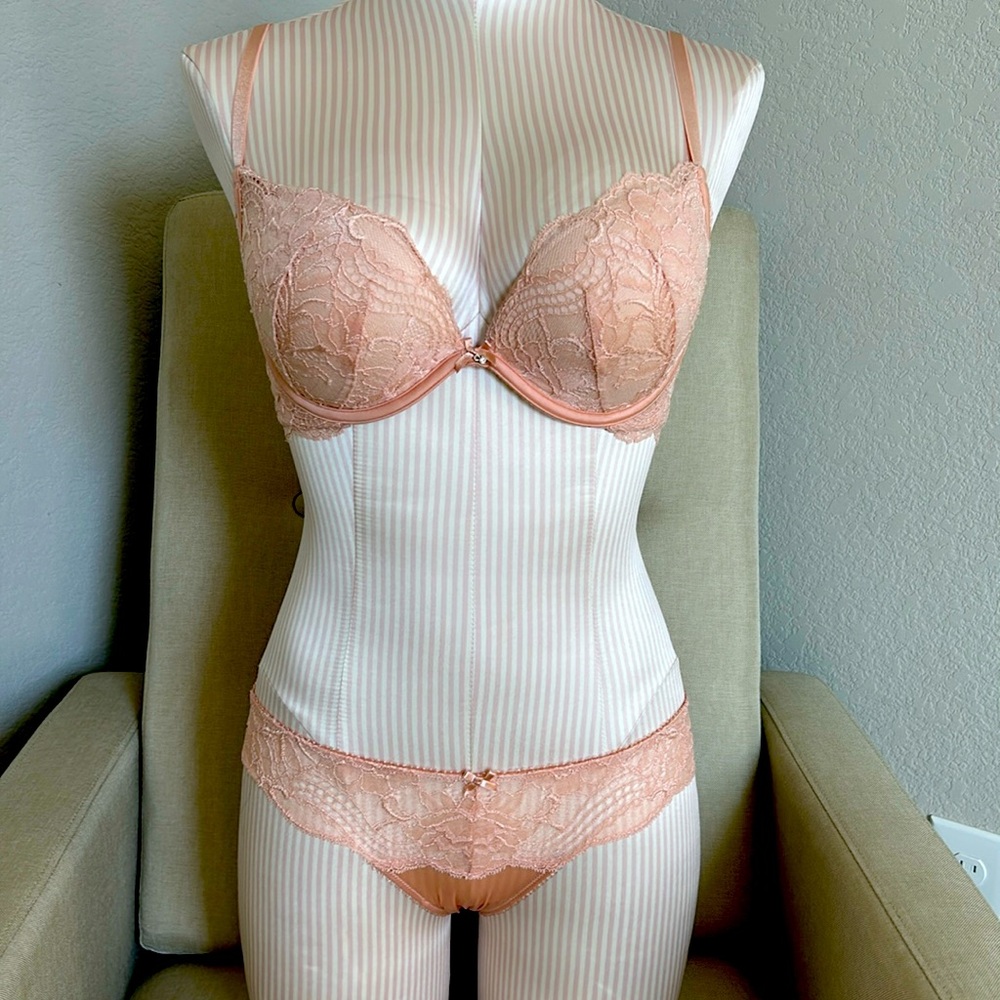 VS plunge PushUp bra